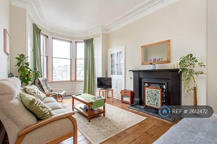 2 Bedroom Flat To Rent In Inverleith Avenue, Edinburgh, EH3