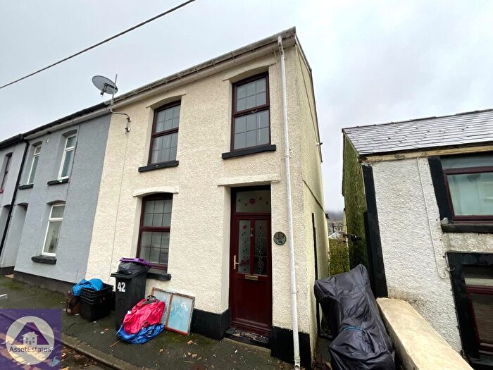 3 Bedroom Terraced House For Sale In Queen Street, Blaenavon, Pontypool, NP4