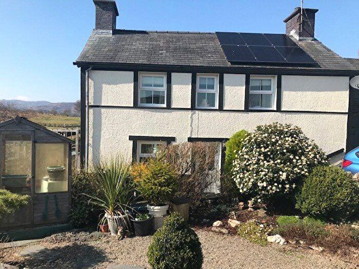 3 Bedroom Detached House For Sale In Trawsfynydd, Blaenau Ffestiniog, Gwynedd, LL41