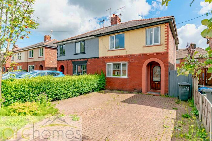 3 Bedroom Semi-Detached House To Rent In Astley Street, Tyldesley, Manchester, M29