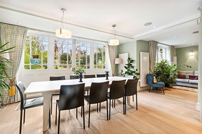 7 Bedroom Semi-Detached House For Sale In Hawthorne House, Wandle Road, SW17