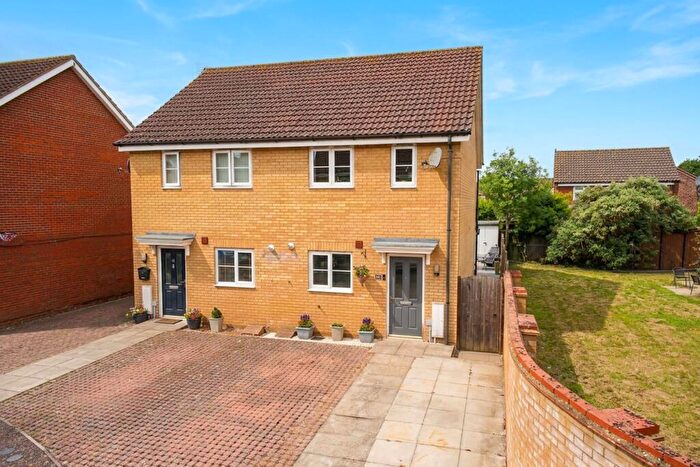 2 Bedroom Semi Detached House For Sale In Mountbatten Drive, Sprowston, Norwich, NR6