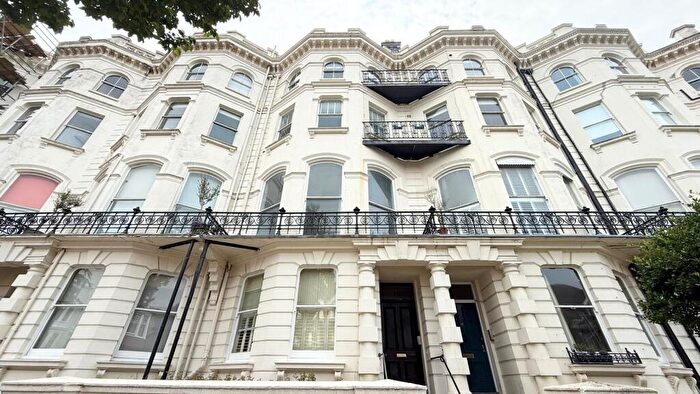 2 Bedroom Flat To Rent In Denmark Terrace, Brighton, BN1