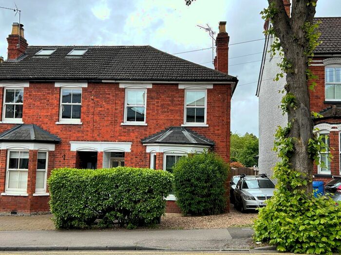 1 Bedroom Flat To Rent In Grenfell Road, Maidenhead, SL6