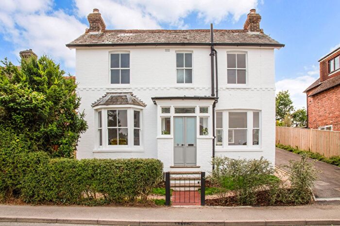 3 Bedroom Detached House For Sale In Barden Road, Speldhurst, TN3