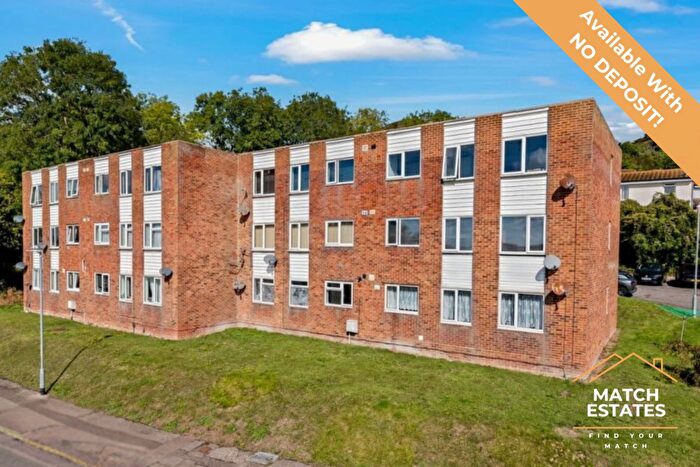 2 Bedroom Apartment To Rent In Holywell Avenue, Folkestone, Kent, CT19