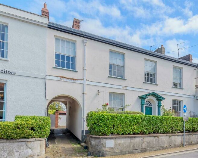 10 Bedroom Terraced House For Sale In The Square, Barnstaple, Devon, EX32