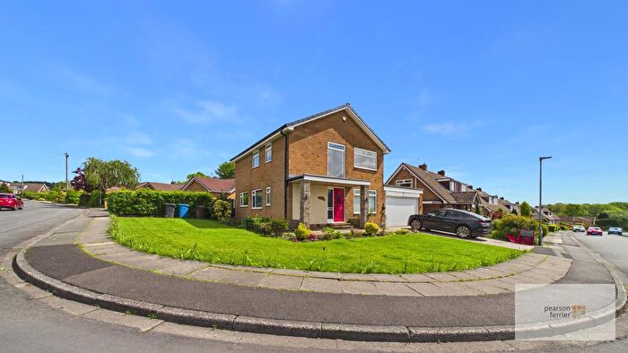 4 Bedroom Detached House For Sale In Humber Drive, Walmersley, Bury, BL9