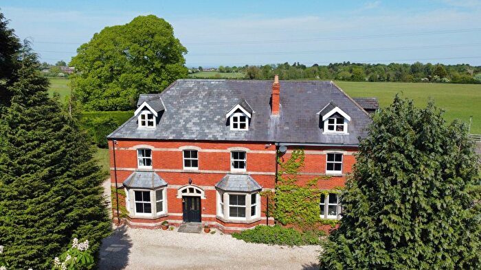 7 Bedroom Detached House For Sale In Purton, Swindon, Wiltshire, SN5