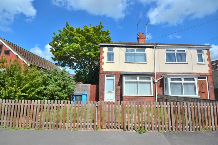 2 Bedroom Semi-Detached House To Rent In Glebe Road, Hull, HU7