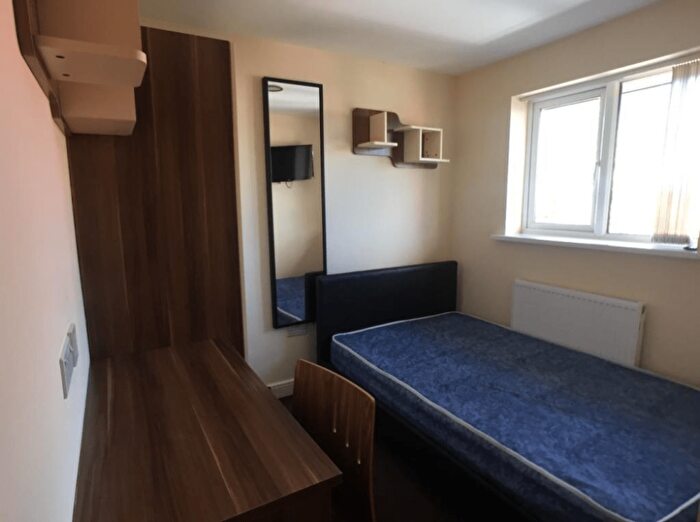 7 Bedroom Terraced House To Rent In Heeley Road, Selly Oak, Birmingham, B29