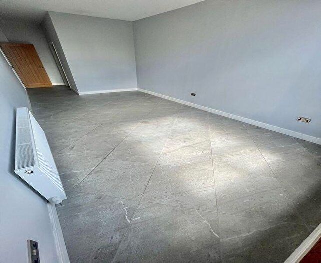 2 Bedroom Apartment To Rent In Prospect Mill Meadows, Cleckheaton, West Yorkshire, BD19