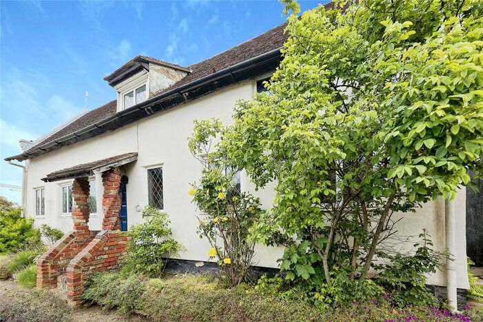 2 Bedroom Detached House For Sale In Dover Road, Guston, Dover, Kent, CT15