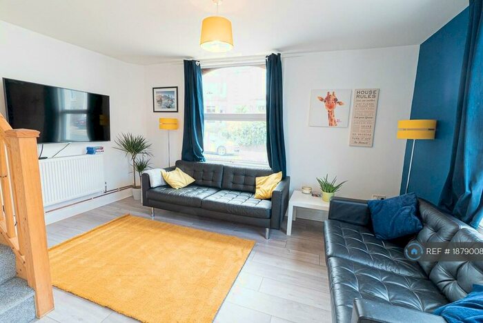 5 Bedroom End Of Terrace House To Rent In Avenue Road, Southampton, SO14