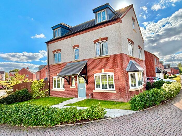 4 Bedroom Detached House To Rent In Rushey Close, Ashby-De-La-Zouch, LE65