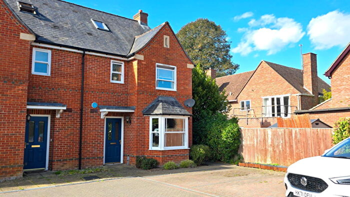 4 Bedroom Town House For Sale In Westwood Mews, Tudor Road, Newbury, RG14