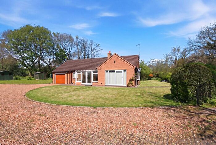 2 Bedroom Detached Bungalow For Sale In Dark Lane, Calow, Chesterfield, S44