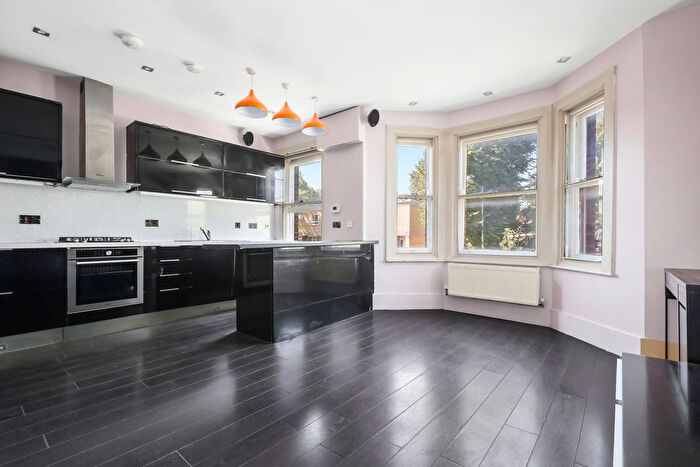 2 Bedroom Flat To Rent In Camden Street, Camden, London, NW1