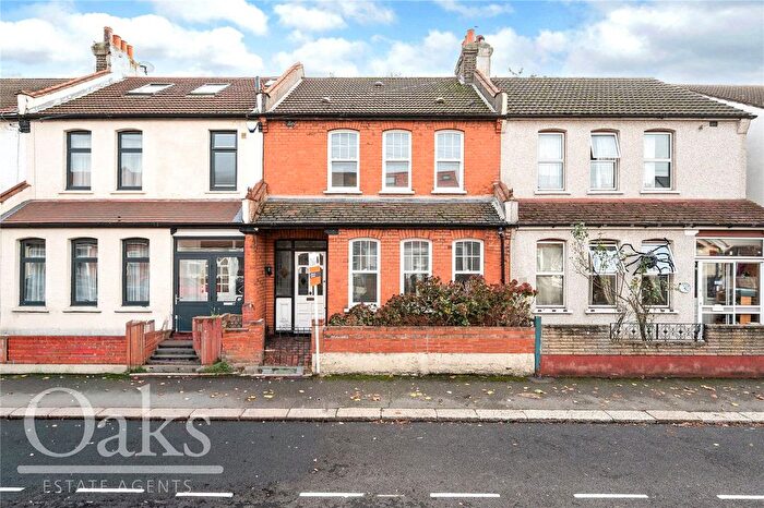 3 Bedroom Terraced House For Sale In Eveline Road, Mitcham, CR4