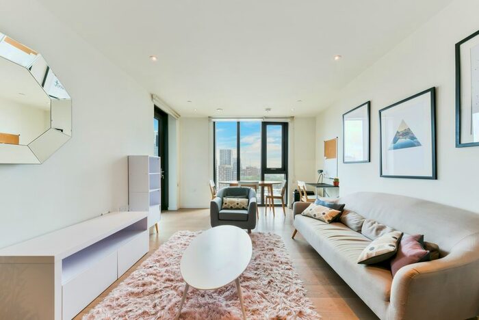 1 Bedroom Flat To Rent In The Tower, One The Elephant, Elephant &amp; Castle, SE1