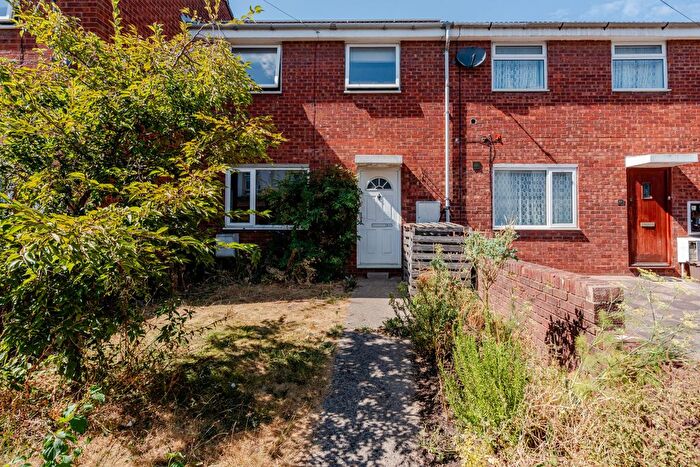 2 Bedroom Terraced House For Sale In Grosvenor Road, St. Pauls, Bristol, BS2