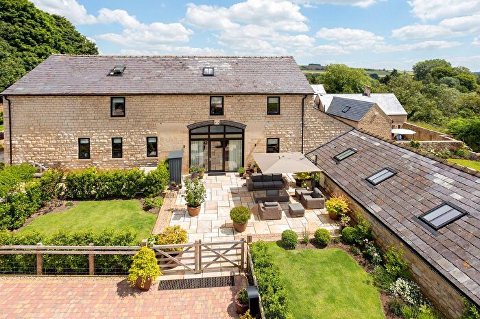 4 Bedroom Semi Detached House For Sale In Old Dowmans Farm, Coberley, GL53