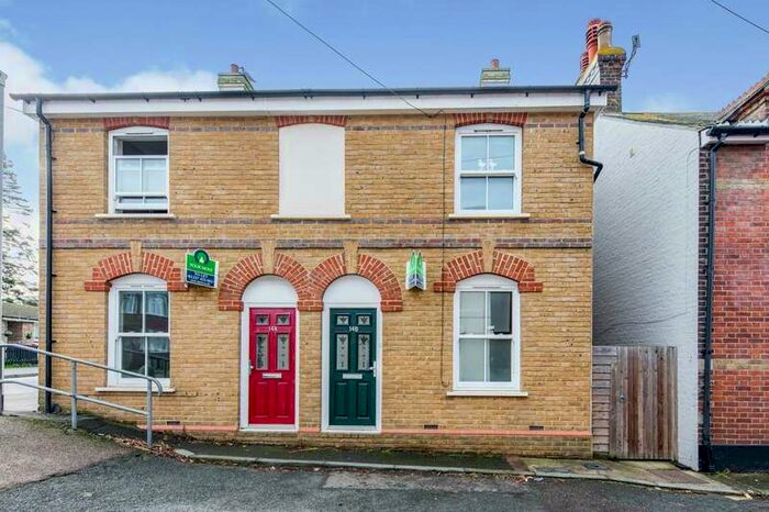 4 Bedroom Semi-Detached House To Rent In Seymour Place, Canterbury, Kent, CT1
