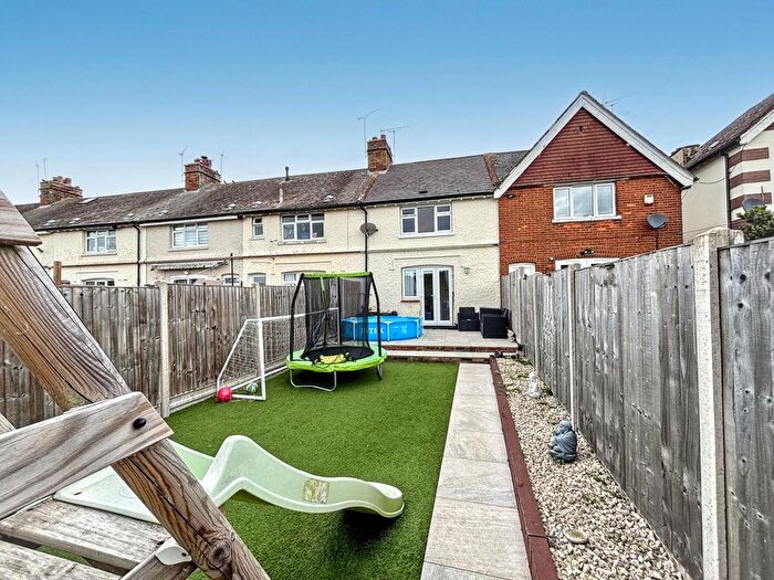 2 Bedroom Semi-Detached House For Sale In Alfred Road, Ashford, TN24