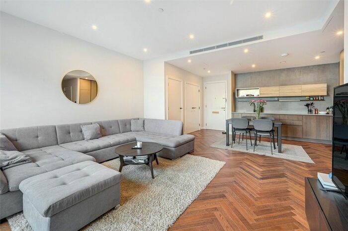 2 Bedroom Flat To Rent In Michael Road, London, SW6