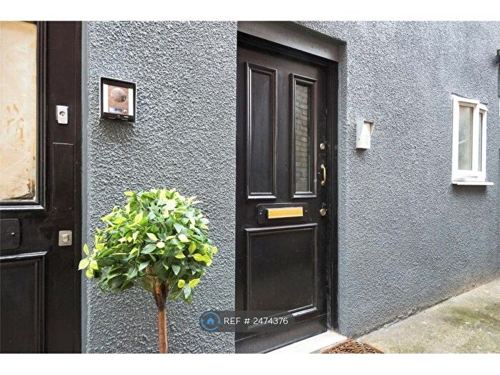 1 Bedroom Flat To Rent In Shepherds Bush Green, London, W12