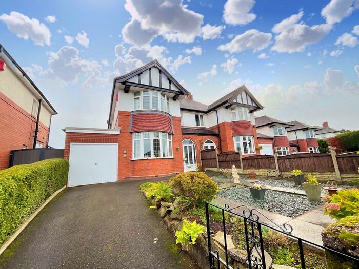 3 Bedroom Semi Detached House For Sale In Margaret Avenue, Trentham, Stoke On Trent, ST4