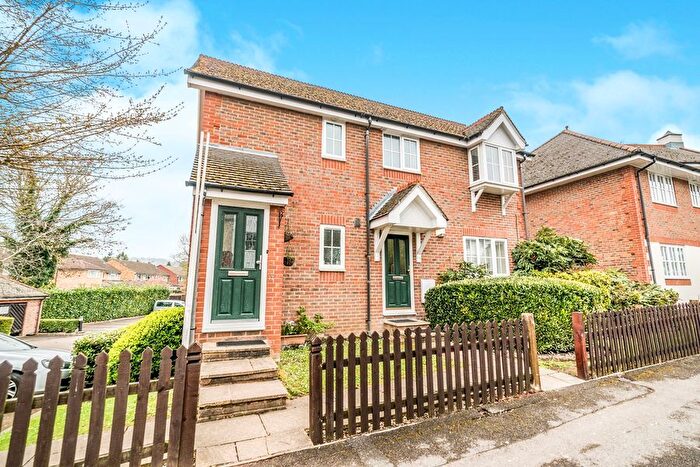 2 Bedroom Flat To Rent In Langston Court, Gallows Lane, High Wycombe, HP12