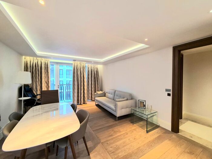 1 Bedroom Flat To Rent In Arundel Street, London, WC2R