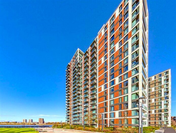 1 Bedroom Flat To Rent In Duke Of Wellington Avenue, Woolwich, SE18