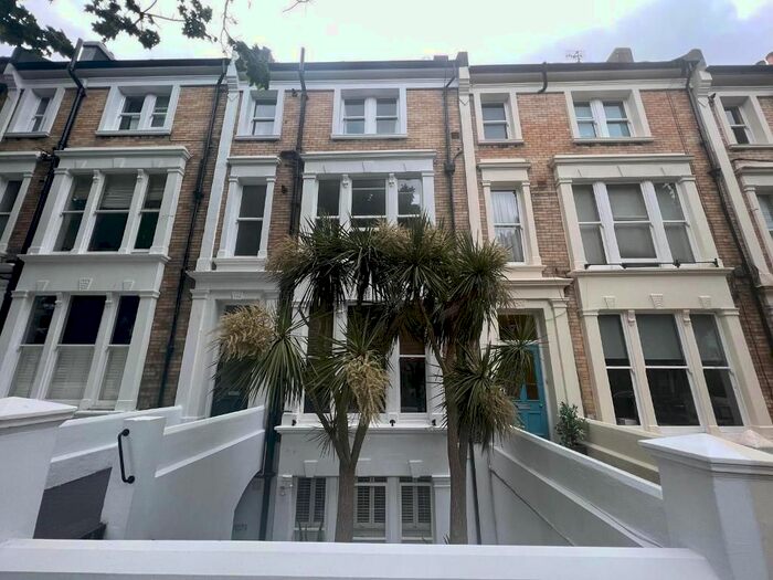 1 Bedroom Flat To Rent In Goldstone Villas, Hove, BN3