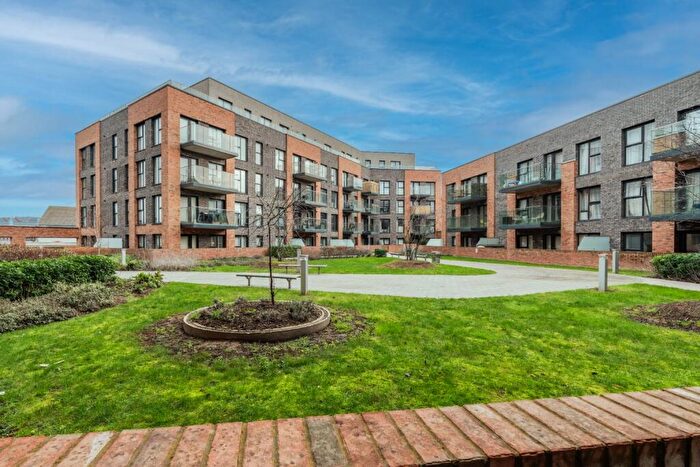 1 Bedroom Flat For Sale In James Smith Court, Dartford, Kent, DA1