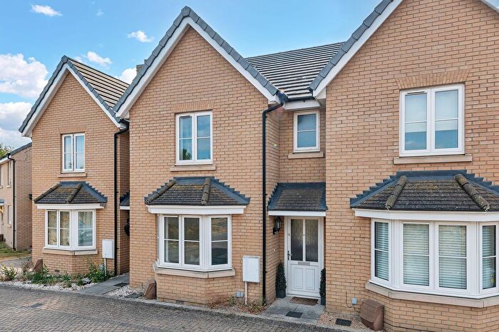 3 Bedroom Terraced House For Sale In Mccrae Close, Royston, SG8