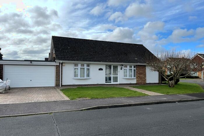 2 Bedroom Property To Rent In South Lodge, Fareham, PO15