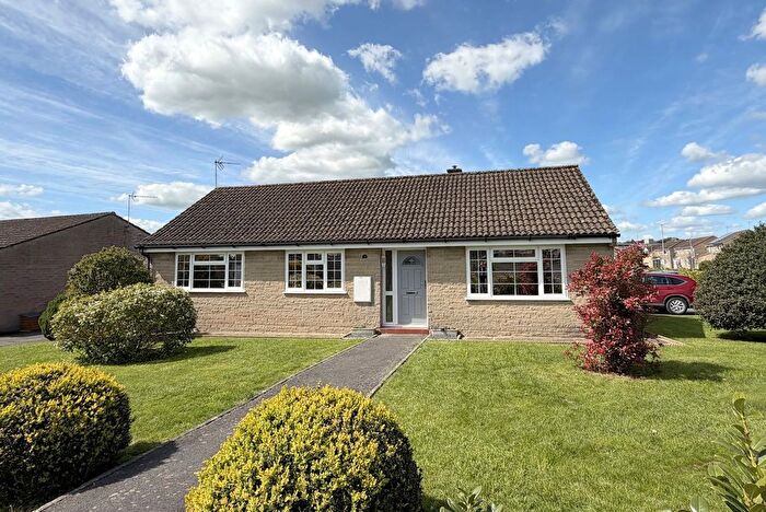 3 Bedroom Detached Bungalow For Sale In Elm Drive, Wincanton, Somerset, BA9