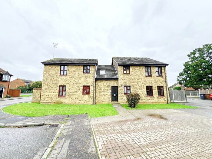 Studio To Rent In Tugby Place, Newlands Spring, Chelmsford, CM1