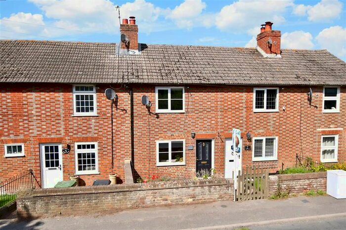 2 Bedroom Terraced House For Sale In Heath Road, East Farleigh, Maidstone, Kent, ME15