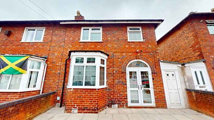 3 Bedroom Semi-Detached House To Rent In Robert Road, Handsworth, Birmingham, B20