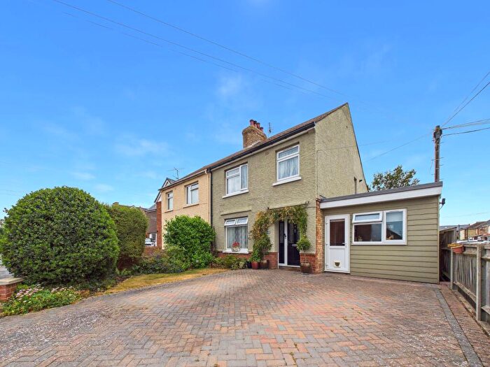 4 Bedroom Semi Detached House For Sale In Kings Road, Folkestone, Kent, CT20