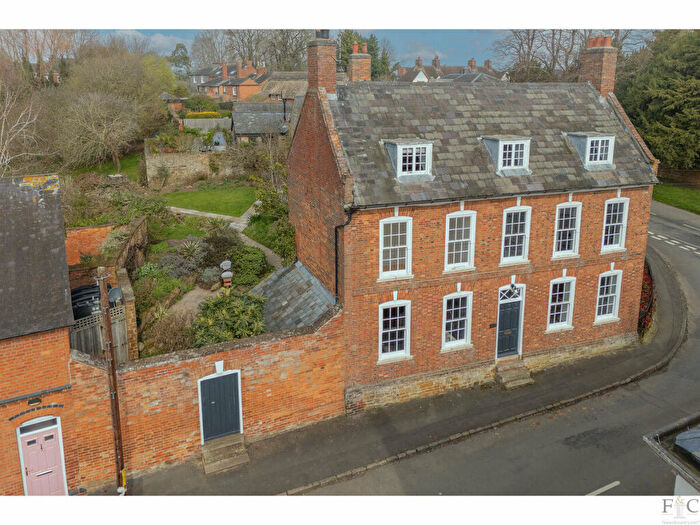 5 Bedroom Detached House For Sale In High Street, Market Harborough, LE16
