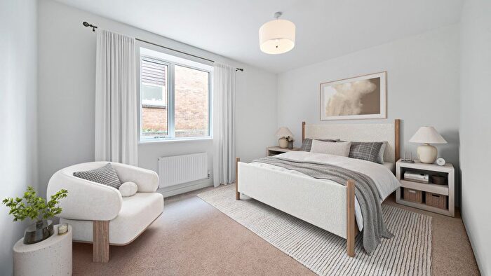 2 Bedroom Flat For Sale In Buckingham Avenue, Perivale, Greenford, UB6