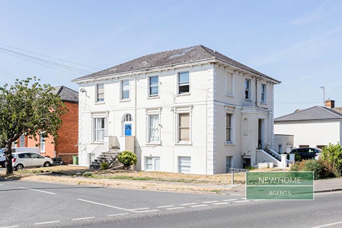 1 Bedroom Flat For Sale In Eldon Road Cheltenham, GL52