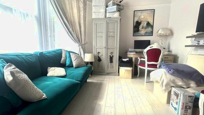 1 Bedroom Flat To Rent In , Fordwych Road, Kilburn, NW2