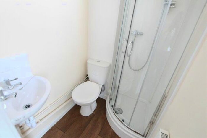 1 Bedroom Terraced House To Rent In Hunsbarrow Road, Northampton, NN4