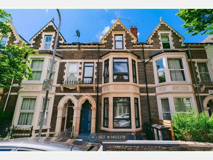 1 Bedroom Flat To Rent In Connaught Road, Cardiff, CF24