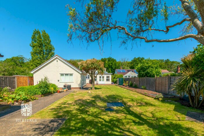 4 Bedroom Chalet For Sale In Grange Road, Tiptree, CO5